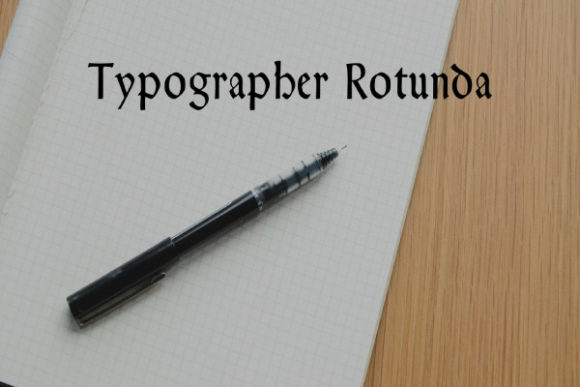 Typographer Rotunda: A Royal Typeface for Bold Web Design